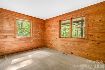 423 Rambling Drive, Hendersonville, NC 28739 - Photo 17