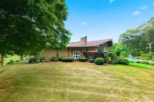 6859 Riverbend Rd, Claremont, NC 28610 - Photo 3