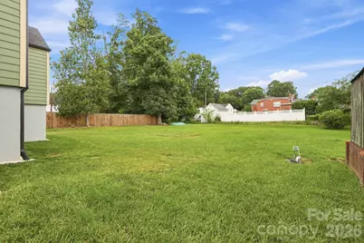 108 W Lee Avenue, Bessemer City, NC 28016 - Photo 31