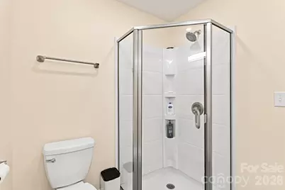 108 W Lee Avenue, Bessemer City, NC 28016 - Photo 23