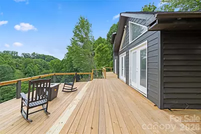 3954 Nc 80 Highway, Bakersville, NC 28705 - Photo 5