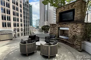 210 N Church St, Charlotte, NC 28202 - Photo 3