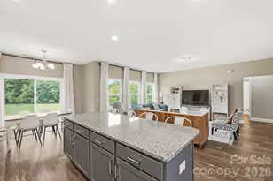 3154 NE 43rd Ave, Hickory, NC 28601 - Photo 15