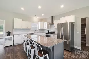 3154 NE 43rd Ave, Hickory, NC 28601 - Photo 9