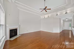 5918 Phyliss Ln, Charlotte, NC 28227 - Photo 7