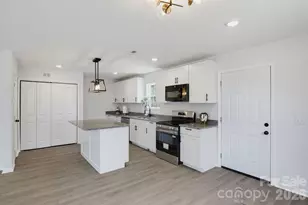 2258 Lula St, Winston Salem, NC 27101 - Photo 9