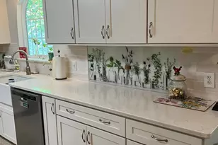 612 17th Ave Dr SE, Hickory, NC 28602 - Photo 3