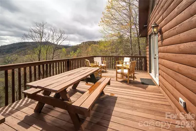 6006 Waterfalls Road, Lenoir, NC 28645 - Photo 7