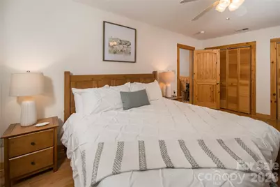 6006 Waterfalls Road, Lenoir, NC 28645 - Photo 37