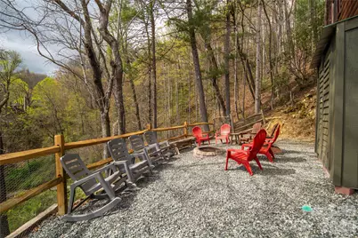 6006 Waterfalls Road, Lenoir, NC 28645 - Photo 15