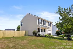 2141 Mallard Pointe Dr, Kannapolis, NC 28083 - Photo 3