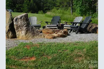 139 W Settings Boulevard NW #106, Valdese, NC 28690 - Photo 3