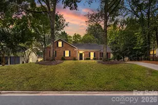 3027 Deep Meadow Ln, Charlotte, NC 28210 - Photo 1