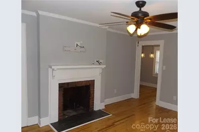 1024 8th Street NE, Hickory, NC 28601 - Photo 5