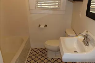 1024 8th St NE, Hickory, NC 28601 - Photo 7