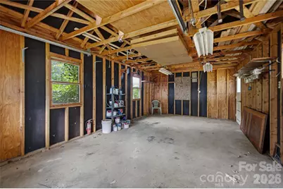 1909 2nd Avenue SW, Hickory, NC 28602 - Photo 15