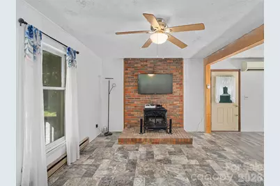 115 Hollifield Street, Spruce Pine, NC 28777 - Photo 3