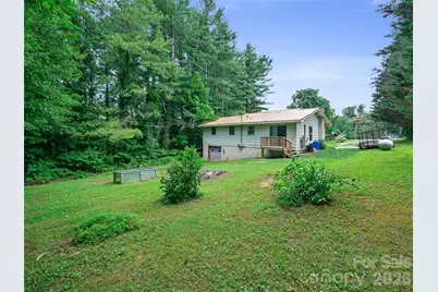 115 Hollifield Street, Spruce Pine, NC 28777 - Photo 17