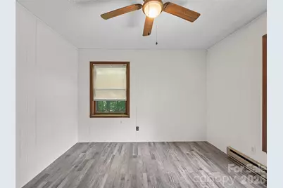 115 Hollifield Street, Spruce Pine, NC 28777 - Photo 11