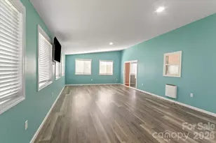 84 Poplar St, Brevard, NC 28712 - Photo 11