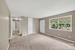 9408 Spruce Pine Pl, Charlotte, NC 28210 - Photo 13