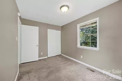 9408 Spruce Pine Place, Charlotte, NC 28210 - Photo 19