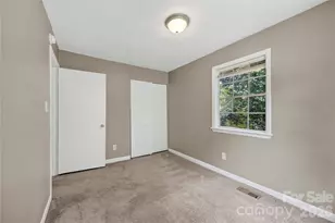 9408 Spruce Pine Pl, Charlotte, NC 28210 - Photo 19