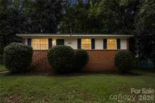9408 Spruce Pine Pl, Charlotte, NC 28210 - Photo 25