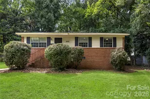 9408 Spruce Pine Pl, Charlotte, NC 28210 - Photo 31