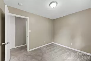 9408 Spruce Pine Pl, Charlotte, NC 28210 - Photo 17