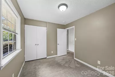 9408 Spruce Pine Place, Charlotte, NC 28210 - Photo 5