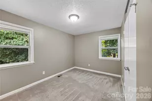 9408 Spruce Pine Pl, Charlotte, NC 28210 - Photo 7
