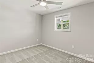 109 W Poplar Street W, Stanley, NC 28164 - Photo 23