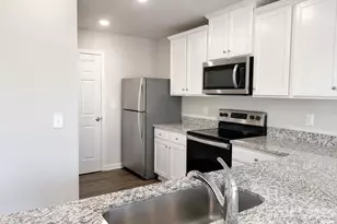 1224 Nia Rd, Charlotte, NC 28215 - Photo 5