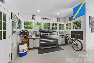 38 Cheshire Dr, Black Mountain, NC 28711 - Photo 23