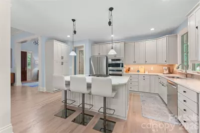 38 Cheshire Drive, Black Mountain, NC 28711 - Photo 5