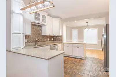 1005 Kenilworth Court NW, Concord, NC 28027 - Photo 5