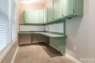 1005 Kenilworth Ct NW, Concord, NC 28027 - Photo 15