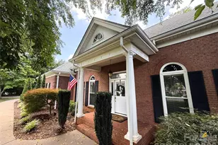 145 Baymount Dr, Statesville, NC 28625 - Photo 3