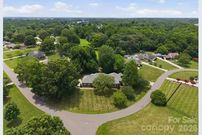 145 Baymount Drive, Statesville, NC 28625 - Photo 5