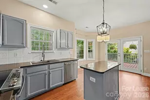 9201 Hanworth Trace Dr, Charlotte, NC 28277 - Photo 9