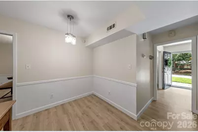 6435 Bridlewood Lane, Charlotte, NC 28215 - Photo 11