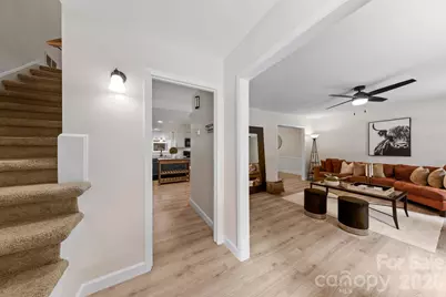 6435 Bridlewood Lane, Charlotte, NC 28215 - Photo 3