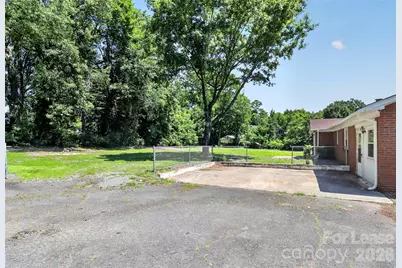 6901 Ridge Lane Road, Charlotte, NC 28262 - Photo 17