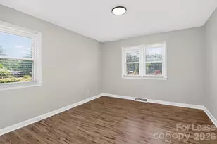 6901 Ridge Ln Rd, Charlotte, NC 28262 - Photo 11