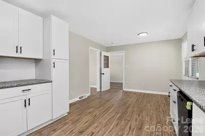 6901 Ridge Lane Road, Charlotte, NC 28262 - Photo 25