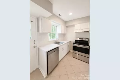 6101 Honeysuckle Lane, Charlotte, NC 28212 - Photo 3
