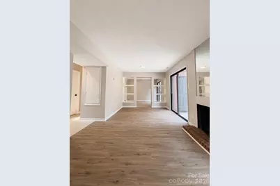 6101 Honeysuckle Lane, Charlotte, NC 28212 - Photo 9