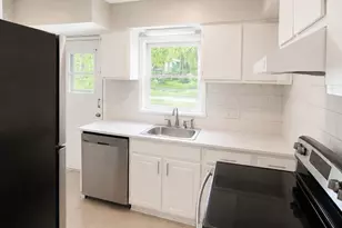 6101 Honeysuckle Ln, Charlotte, NC 28212 - Photo 5