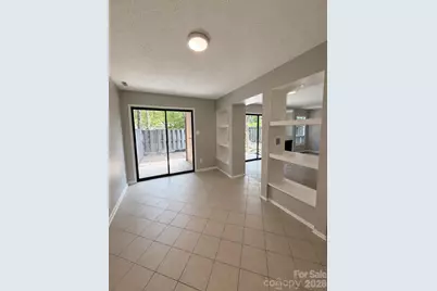 6101 Honeysuckle Lane, Charlotte, NC 28212 - Photo 7